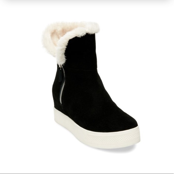 Steve Madden Shoes - Steve Madden Weston Suede Sneaker Boot 6 NWT